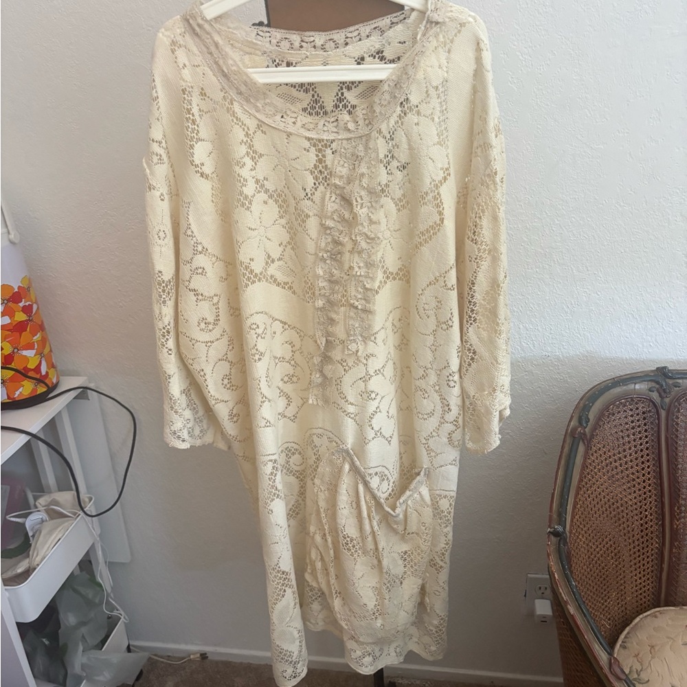 Cream Lace Long Sleeve Dress